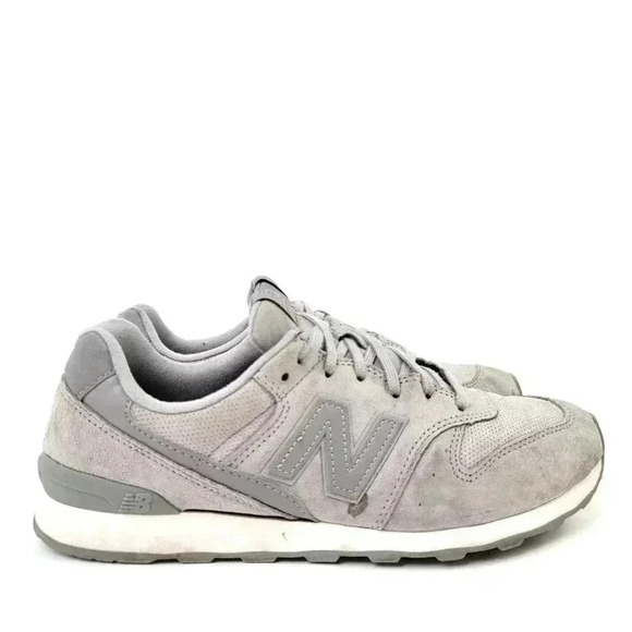 New Balance 696 Suede Comfort Athletic Tennis Shoes - 8.5 - Picture 3 of 10